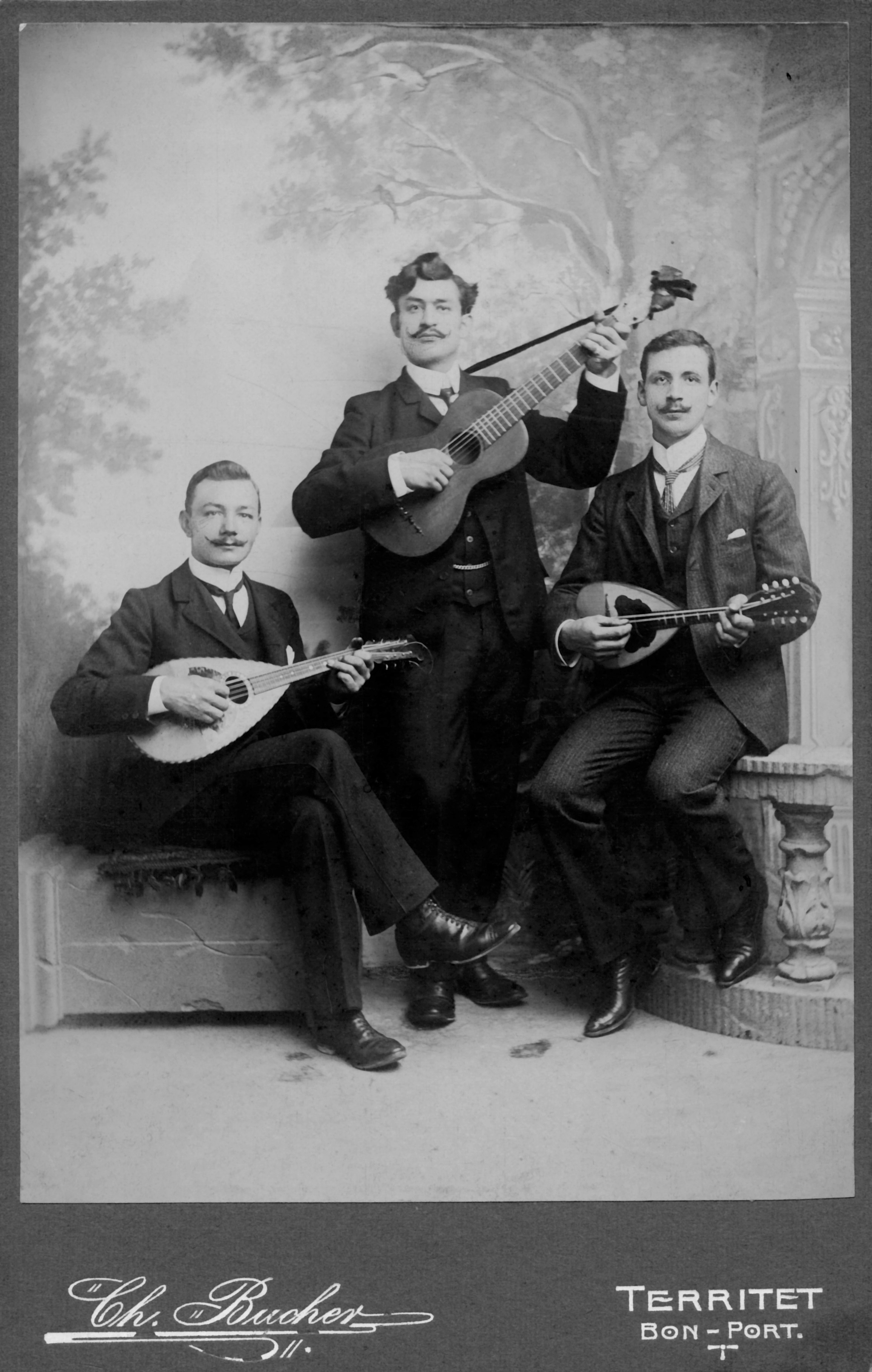 Joyeux Drilles Notrehistoire Ch Joyeux Drilles Notrehistoire Ch